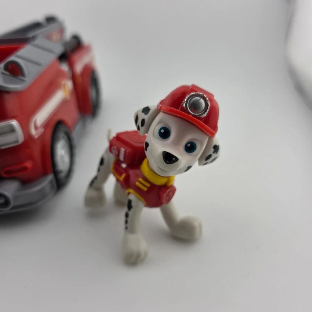 Paw Patrol Marshall's‎ Fire Engine with Marshall Figure Pre-Owned